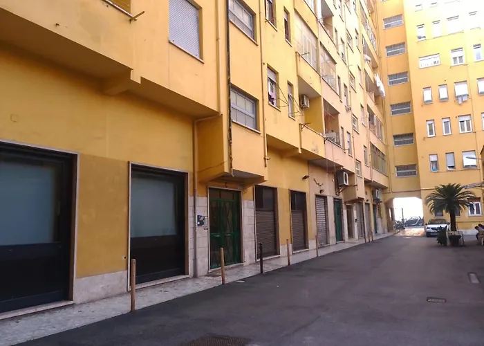 Aura Grazioso A Pochi Passi Dalla Metro A E C דירה רומא